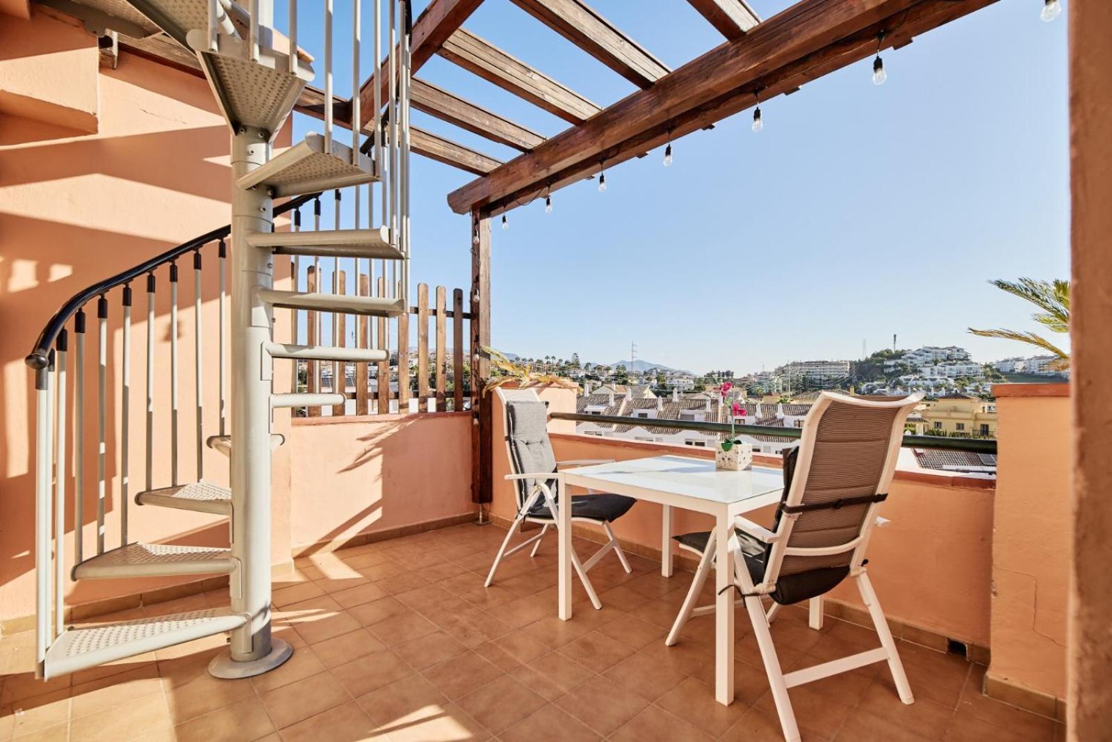 Апартаменты Cozy Penthouse Riviera Del Sol Малага Экстерьер фото